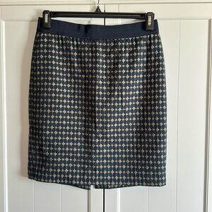 Ann Taylor Navy Geometric Pattern Skirt - Size 6